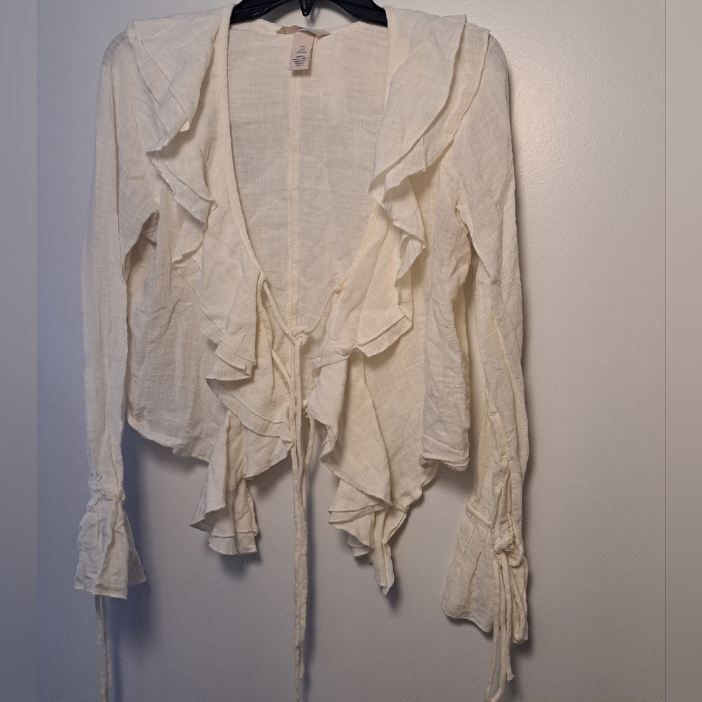 H&M Off White Vintage Style Ruffled Top Cotton Polyester Women's Size Small